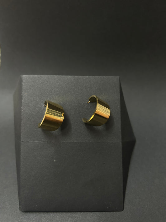 Luna Curve Studs