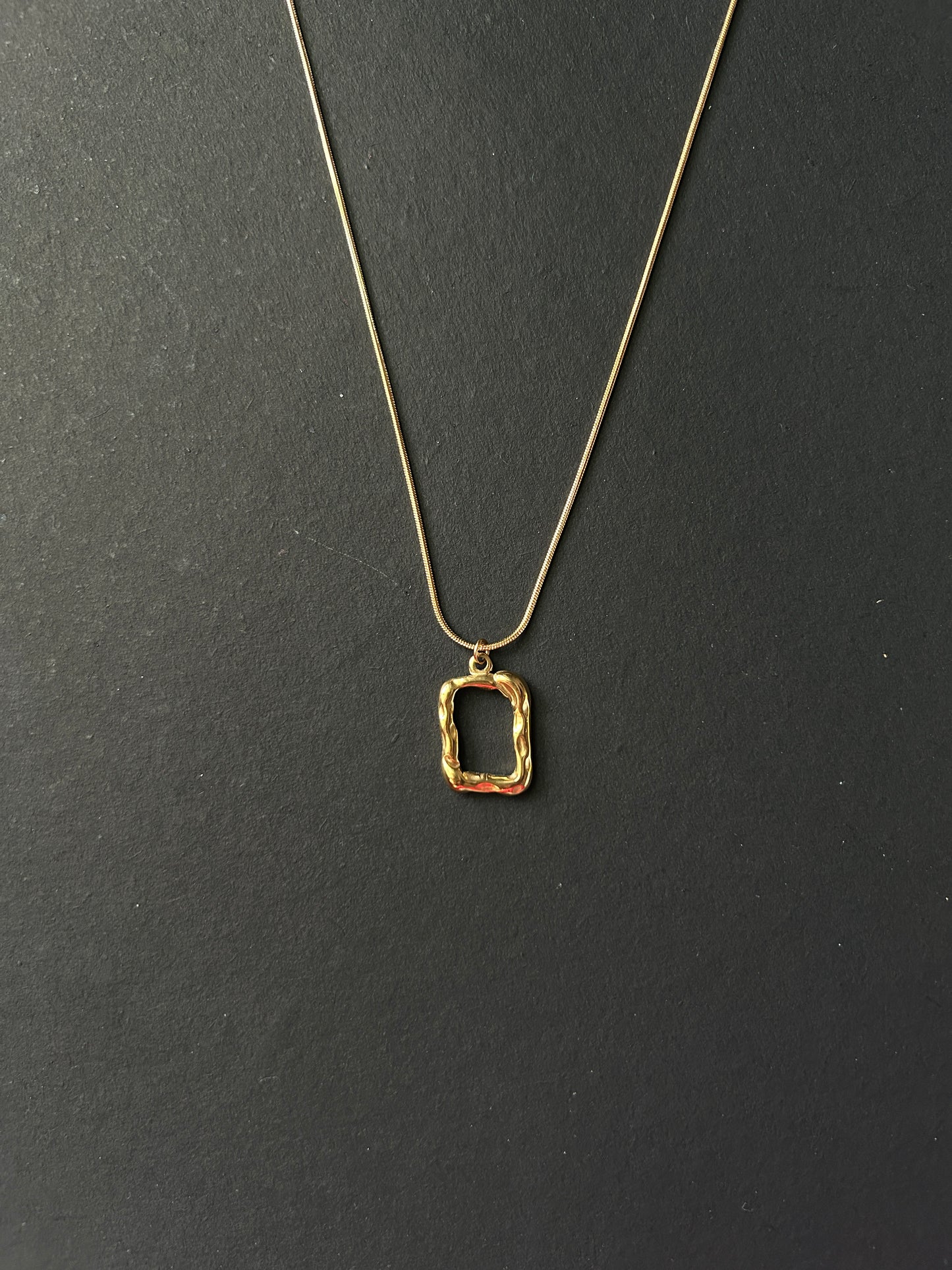 Golden Frame Pendant chain